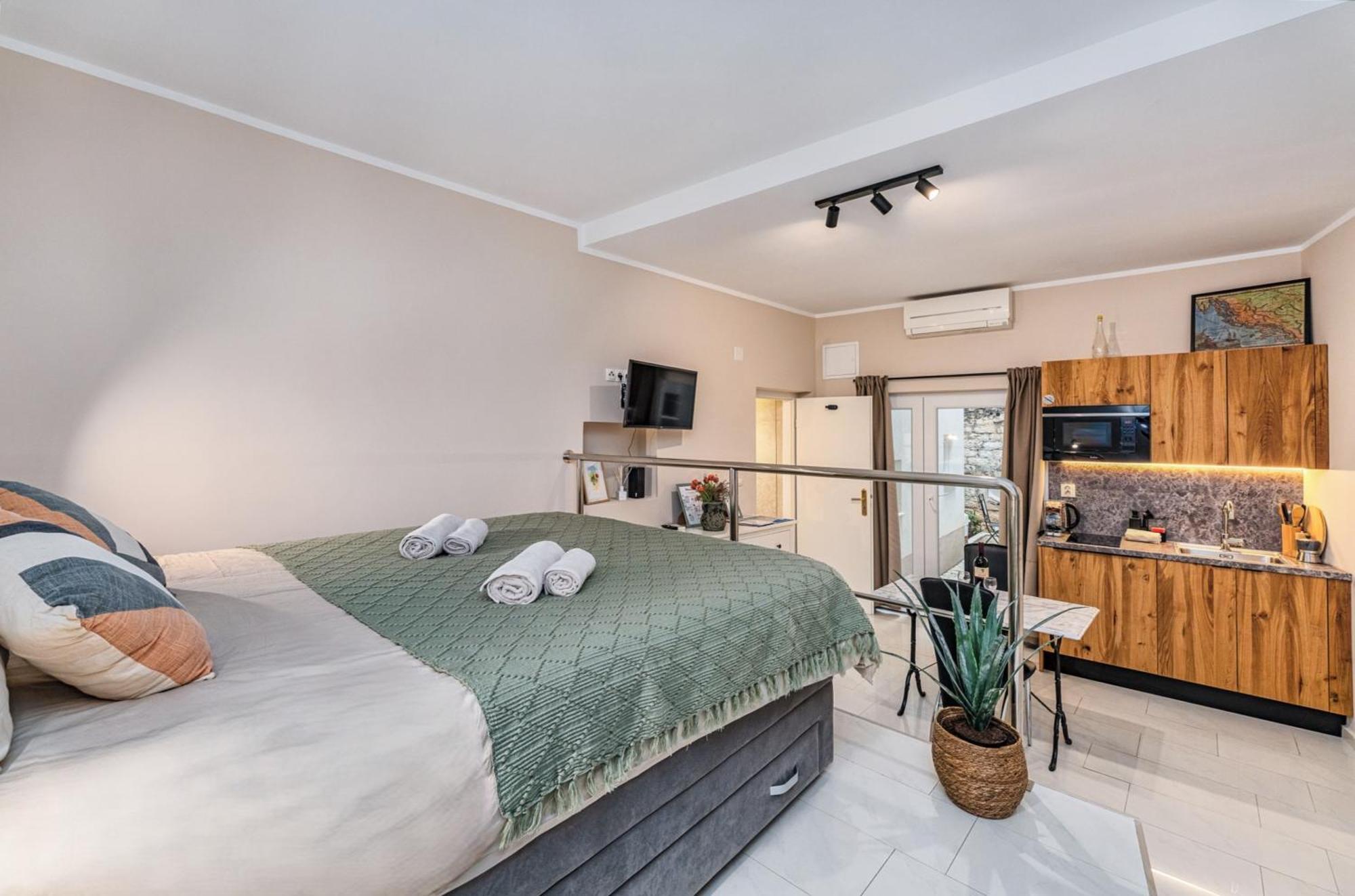 Samm Apartments Sibenik Luaran gambar