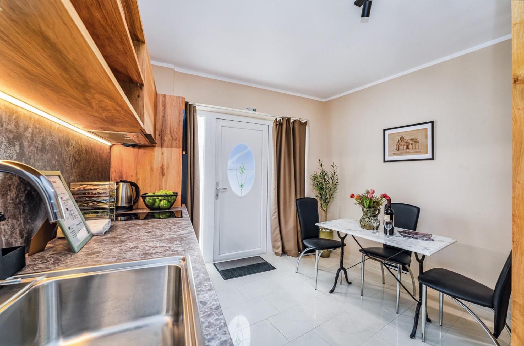 Samm Apartments Sibenik Luaran gambar