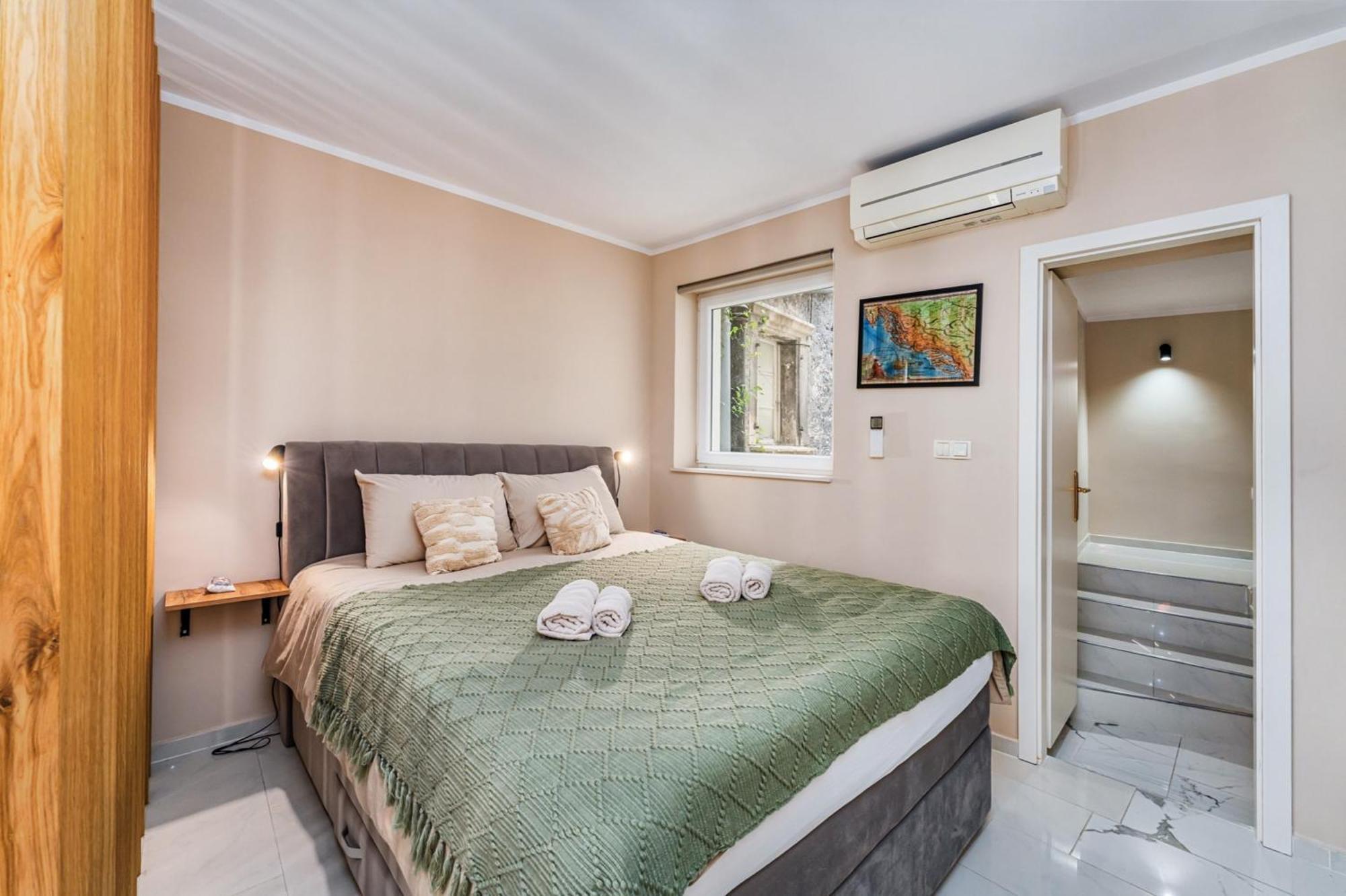 Samm Apartments Sibenik Luaran gambar
